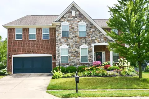 988 Sweeney Dr, Washington Township, OH 45458