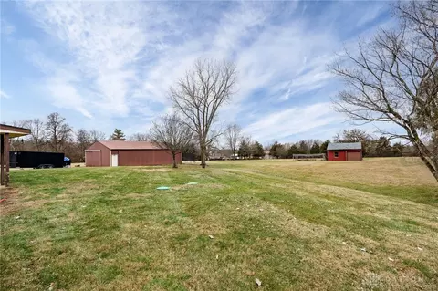 3385 Fowler Rd, Springfield, OH 45502 photo 2