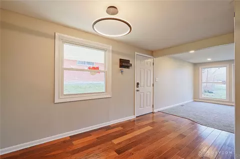 3209 Kyle Ave, Dayton, OH 45429 photo 8