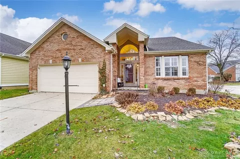 6849 Greyfield Ct, Centerville, OH 45459