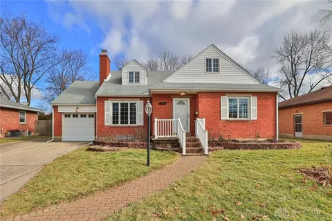 3784 Shroyer Rd, Kettering, OH 45429