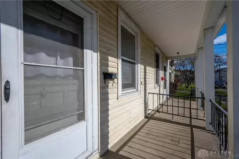 120 W Vine St, Reading, OH 45215 photo 3