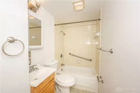 120 W Vine St, Reading, OH 45215 photo 15
