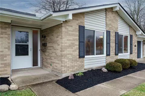 4204 Wagner Rd, Kettering, OH 45440 photo 4