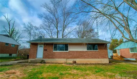 47 Soloman St, Dayton, OH 45426