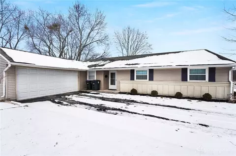 63 Coachman Dr, Centerville, OH 45458 photo 3