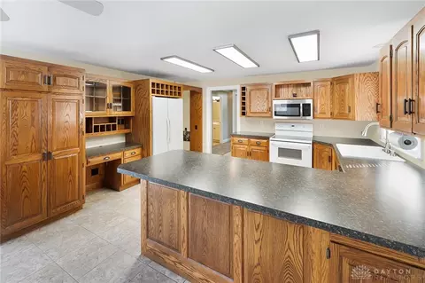 63 Coachman Dr, Centerville, OH 45458 photo 15