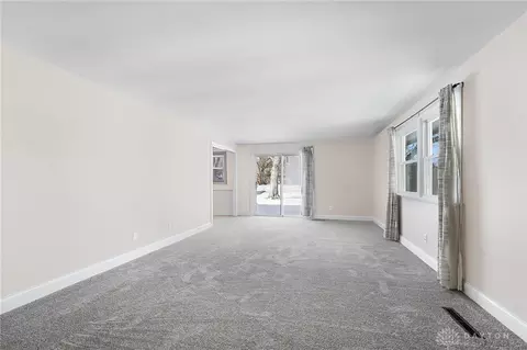 63 Coachman Dr, Centerville, OH 45458 photo 9