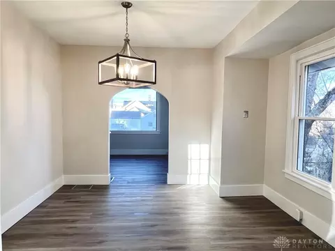 7 Ludlow Pl, Cincinnati, OH 45217 photo 3