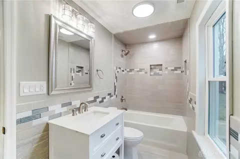 1704 Ewalt Ave, Dayton, OH 45420 photo 24