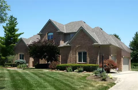 7580 Legendary Ln, West Chester, OH 45069