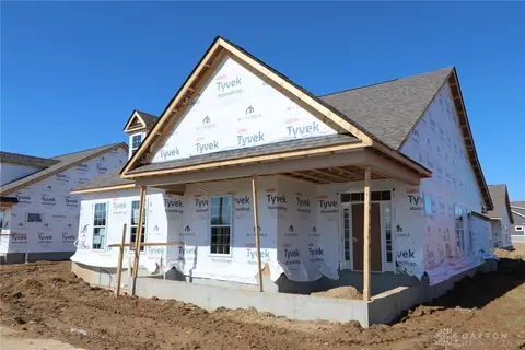 3995 Pepperwell Cir #2, Sugarcreek Township, OH 45440