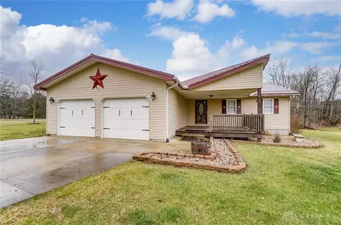 5562 Charles Ln, Hillsboro, OH 45133