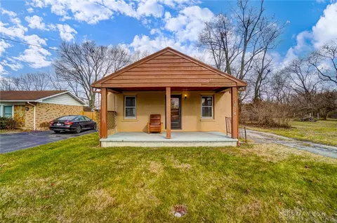 1014 N Pleasant Valley Ave, Dayton, OH 45404