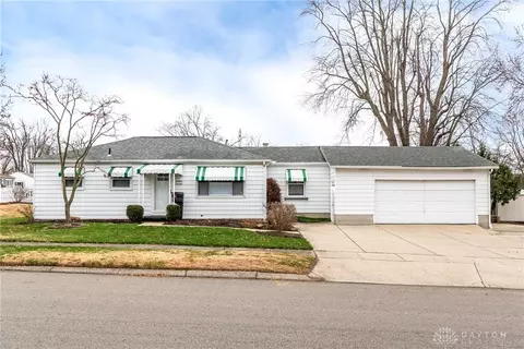 1552 Garwood Dr, Dayton, OH 45432