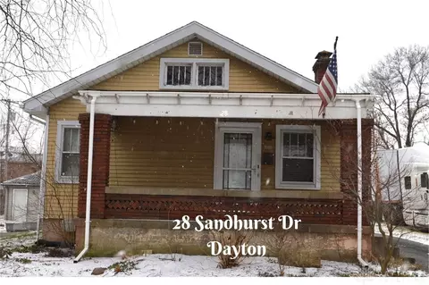 28 Sandhurst Dr, Dayton, OH 45405
