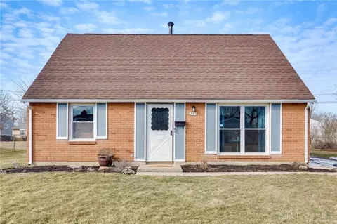 145 Slayton St, New Carlisle, OH 45344