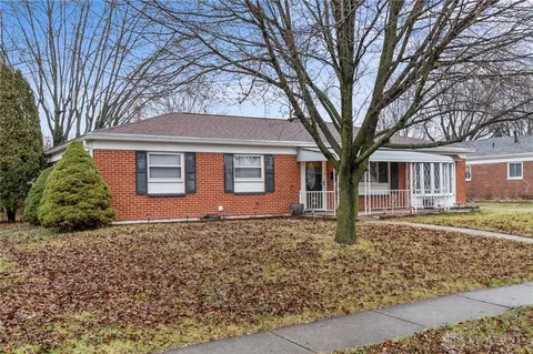 2056 Rockdell Dr, Fairborn, OH 45324