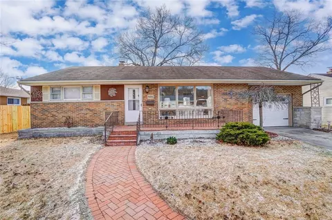 805 Sanders Dr, Hamilton, OH 45013