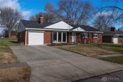 1051 Kenosha Rd, Kettering, OH 45429
