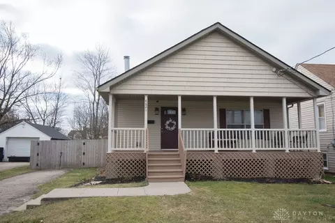 4621 Alpine Ave, Blue Ash, OH 45242 photo 2