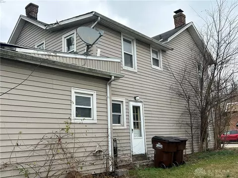 15 N Main St, Franklin, OH 45005 photo 2