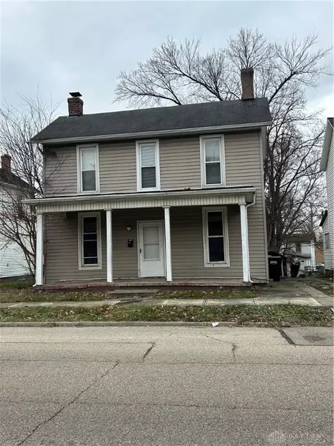 15 N Main St, Franklin, OH 45005