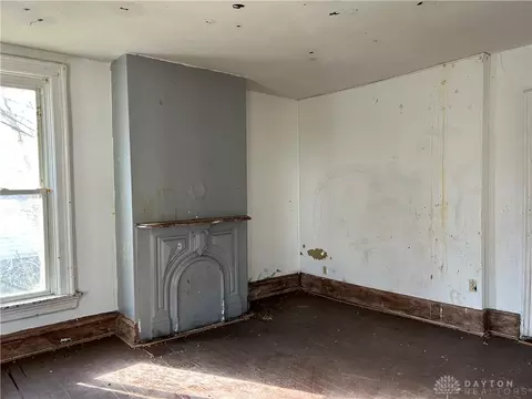 15 N Main St, Franklin, OH 45005 photo 5