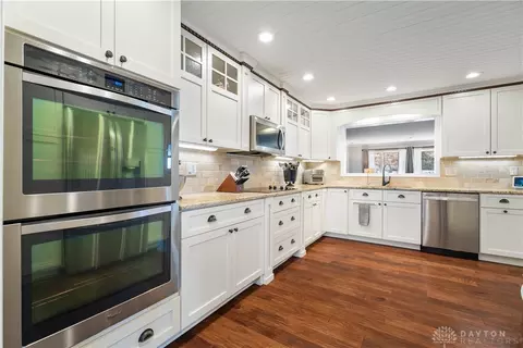 401 Ivycrest Ter, Kettering, OH 45429 photo 10