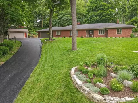 401 Ivycrest Ter, Kettering, OH 45429