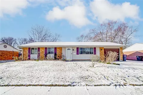 154 Arisa Dr, West Carrollton, OH 45449