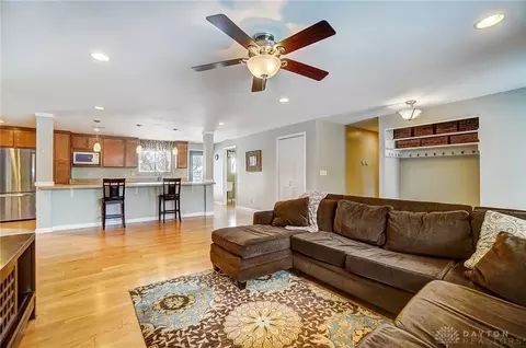 1040 Independence Dr, Kettering, OH 45429 photo 13