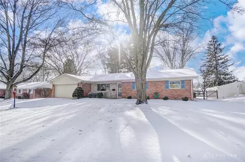 1040 Independence Dr, Kettering, OH 45429 photo 3