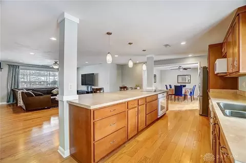 1040 Independence Dr, Kettering, OH 45429 photo 18
