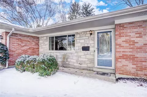1040 Independence Dr, Kettering, OH 45429 photo 5