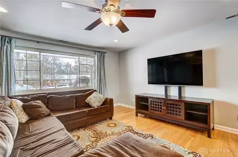 1040 Independence Dr, Kettering, OH 45429 photo 10