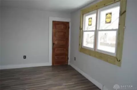 1369 Columbus Ave, Springfield, OH 45503 photo 18