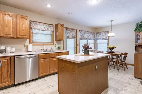 30 Cascade Ct, Springboro, OH 45066 photo 8