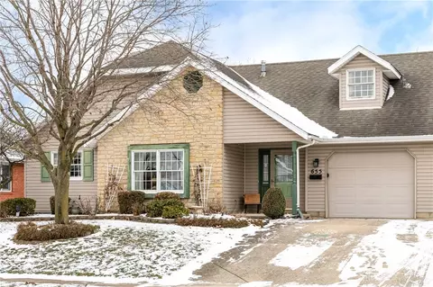 655 Thornburg Pl, Tipp City, OH 45371
