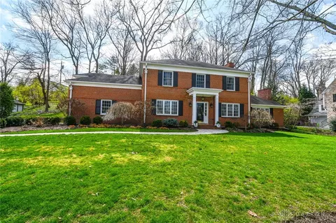 114 Hadley Rd, Oakwood, OH 45419