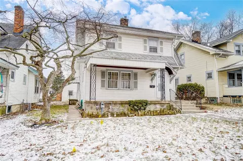 216 Knecht Dr, Dayton, OH 45405