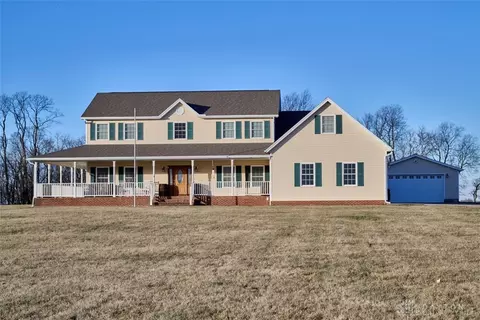 9034 Wilmington Rd, Oregonia, OH 45054