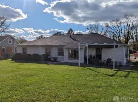 76 S Tecumseh Rd, Springfield, OH 45506 photo 5