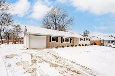 110 Cushwa Dr, Centerville, OH 45459 photo 2