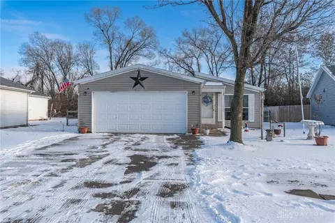585 Diamond Loop, Middletown, OH 45044