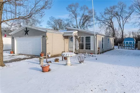 585 Diamond Loop, Middletown, OH 45044 photo 2
