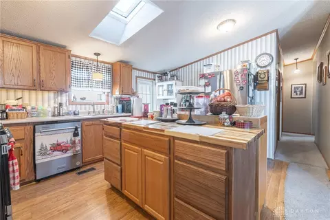 585 Diamond Loop, Middletown, OH 45044 photo 7
