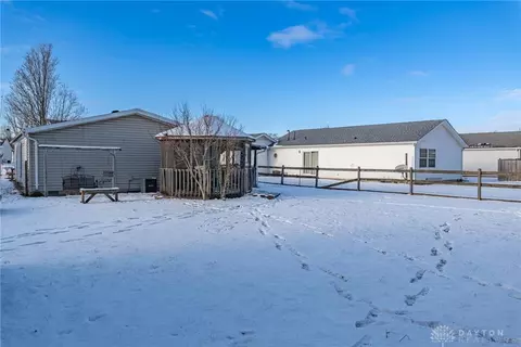 585 Diamond Loop, Middletown, OH 45044 photo 27
