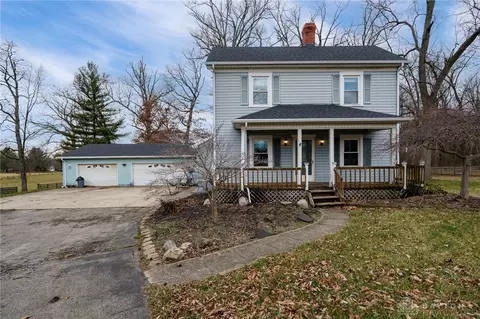 1189 Ankeney Rd, Xenia, OH 45385