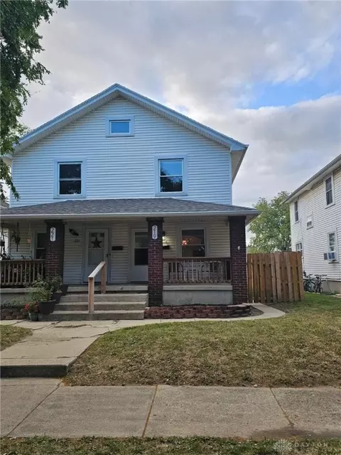 219-221 W Main St, West Carrollton, OH 45449